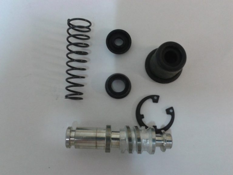 front-brake-master-cylinder-seal-kit-1-2-sprint-manufacturing